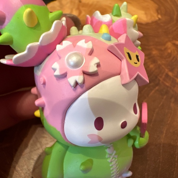 🍒🌸💕Pochacco Hello Kitty TokiDoki Cherry Blossom series 3 collectible figurine - Picture 5 of 11